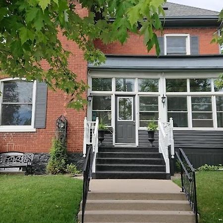 גודריץ' Colborne Bed And Breakfast מראה חיצוני תמונה