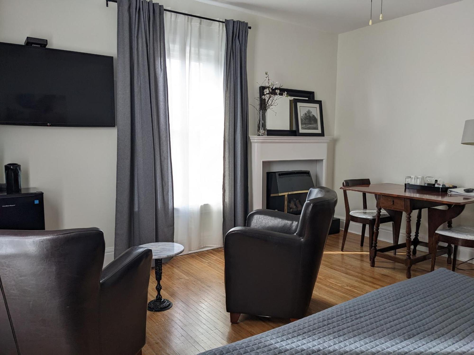 גודריץ' Colborne Bed And Breakfast חדר תמונה